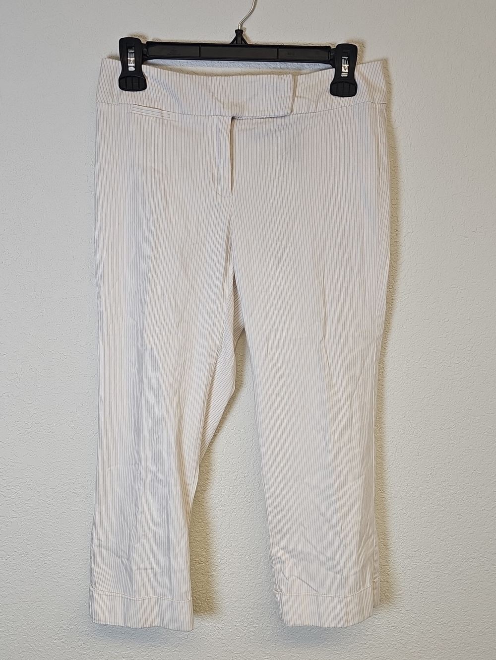 New York & Company White Pinstripe Cropped Pants